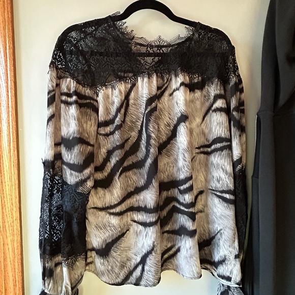 Size Small and Medium BIG BUNDLE - Picture 2 of 16